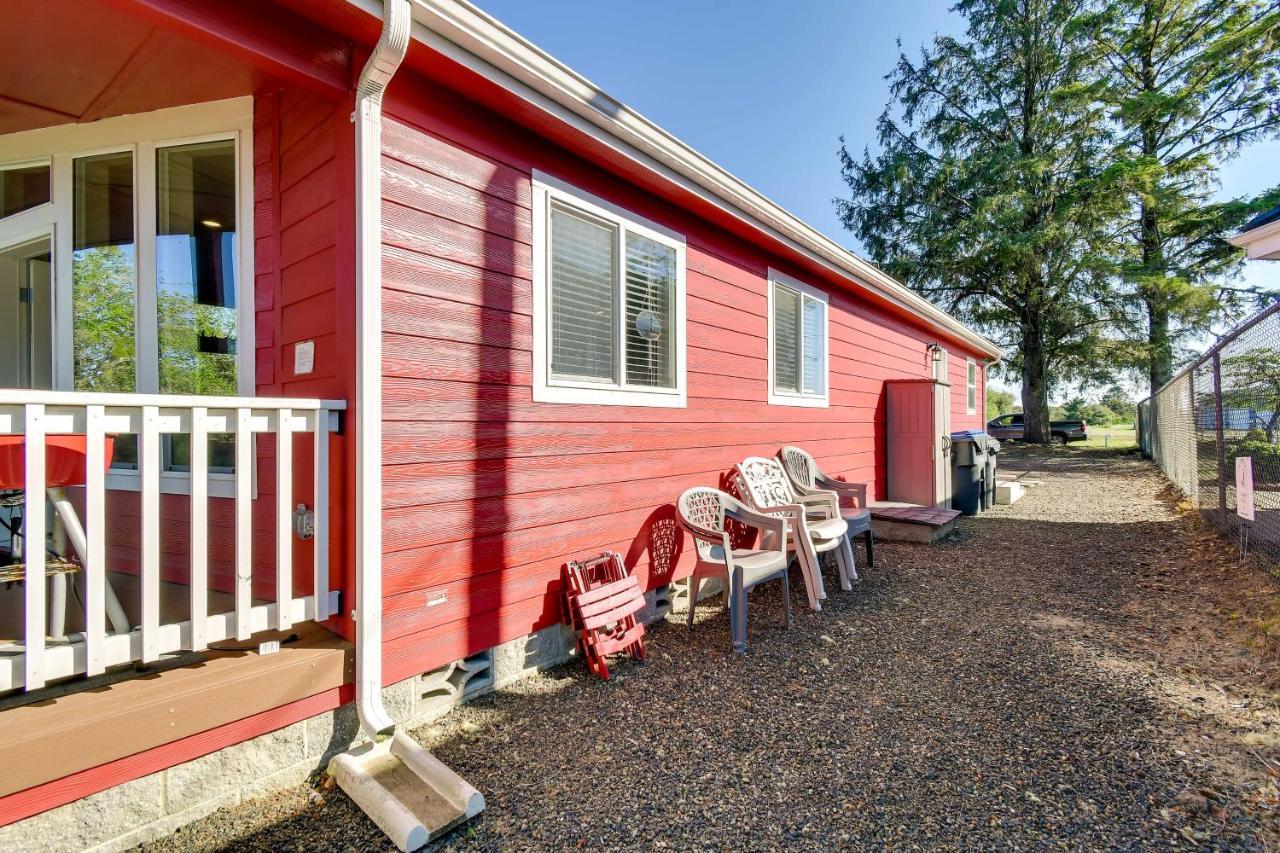 Villa Ocean Shores Retreat With Porch And Canal Views! Exterior foto